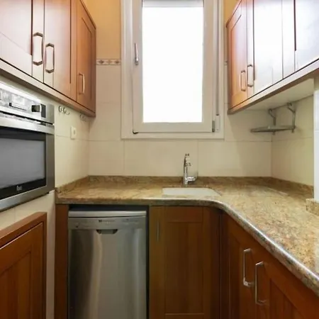 아파트 Sleeps 6 Fast Wi-fi 2 Bathrooms