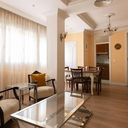 Sleeps 6 Fast Wi-fi 2 Bathrooms Appartamento *